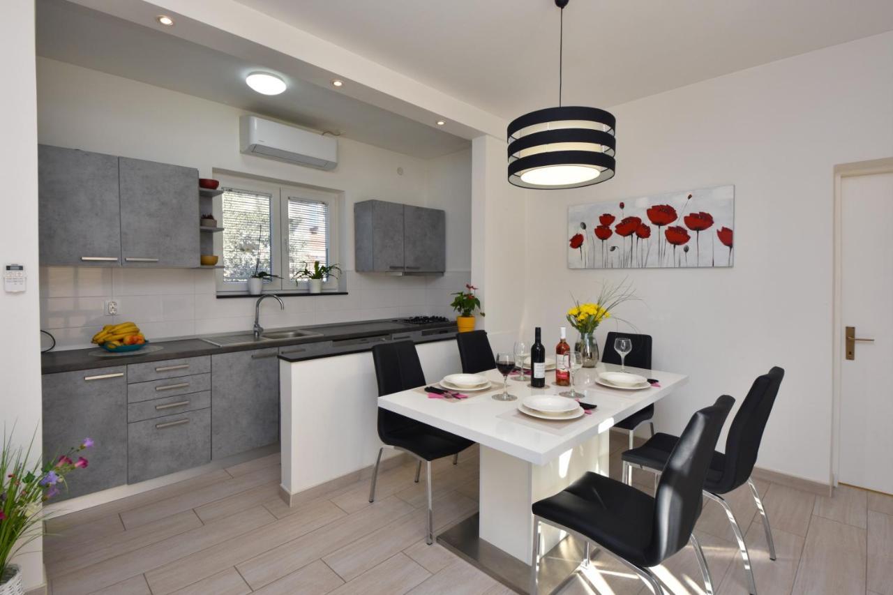 Greenvine Apartment Zadar Ngoại thất bức ảnh